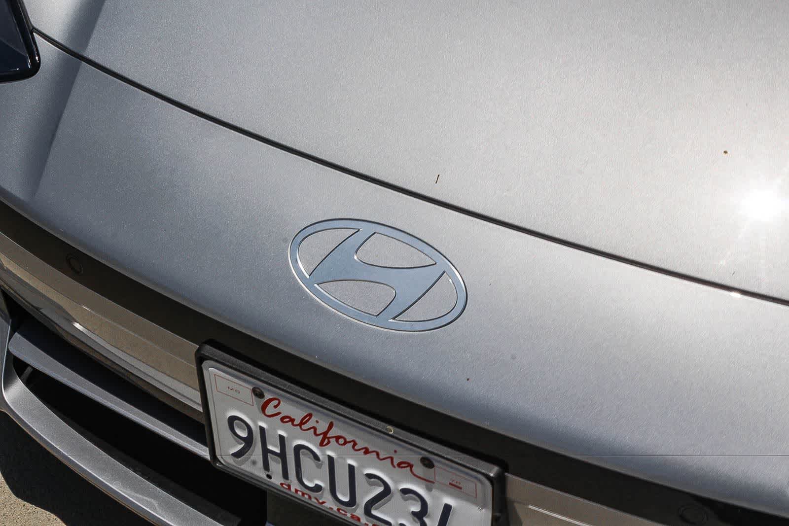 Thumbnail: 2023 Hyundai Ioniq 6 - 14