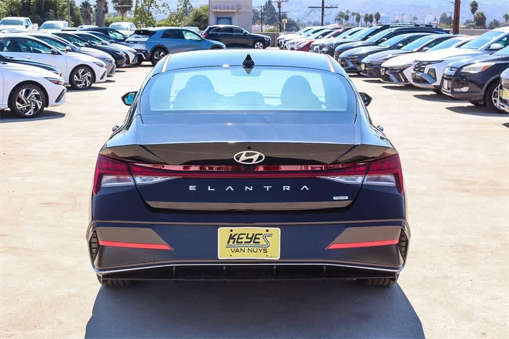 Thumbnail: 2025 Hyundai Elantra - 5