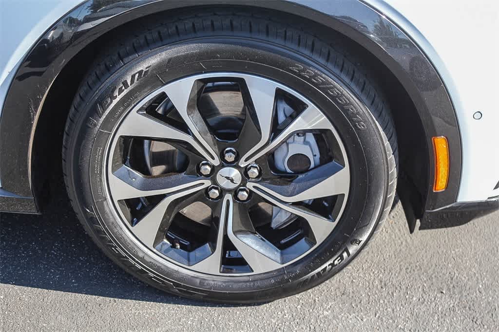 Thumbnail: 2022 Ford Mustang Mach-E - 12