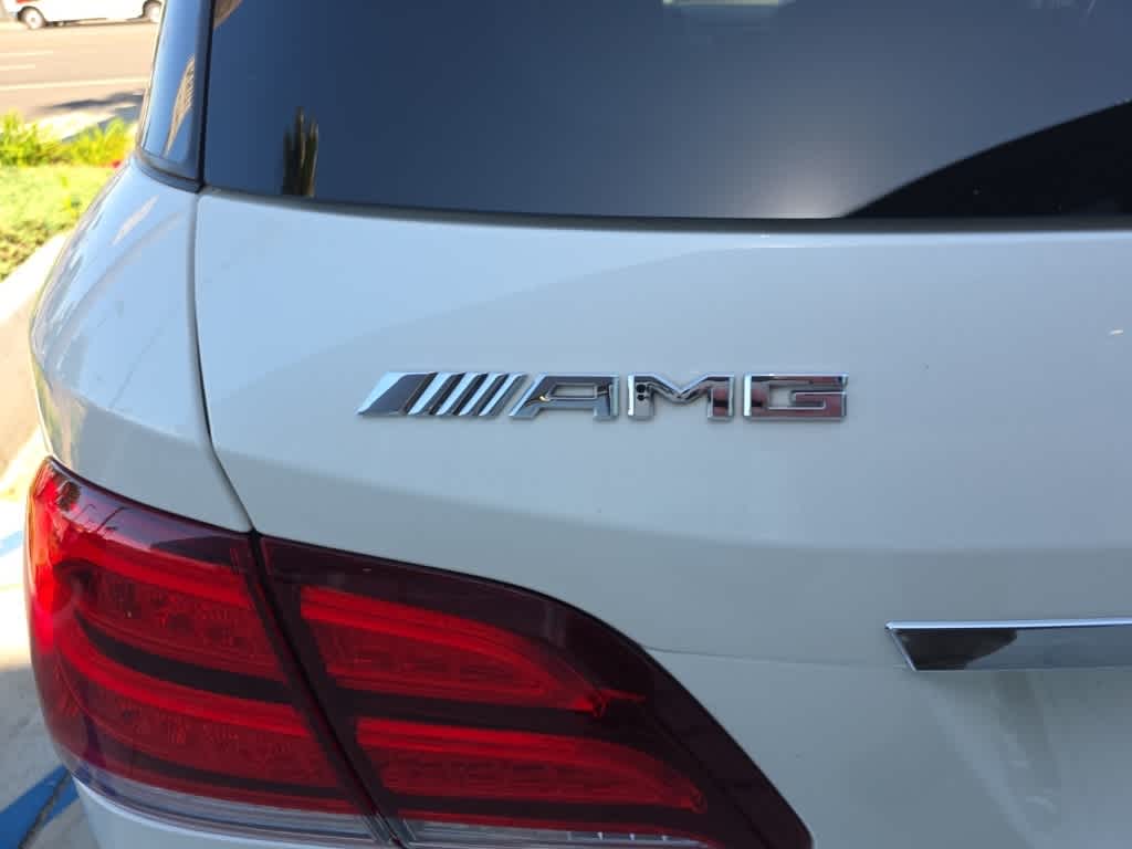 Thumbnail: 2018 Mercedes-Benz GL-Class - 13