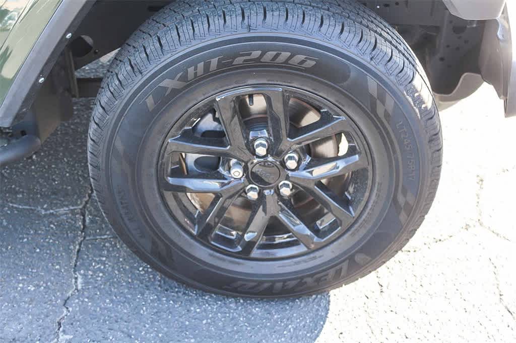 Thumbnail: 2022 Jeep Gladiator - 9