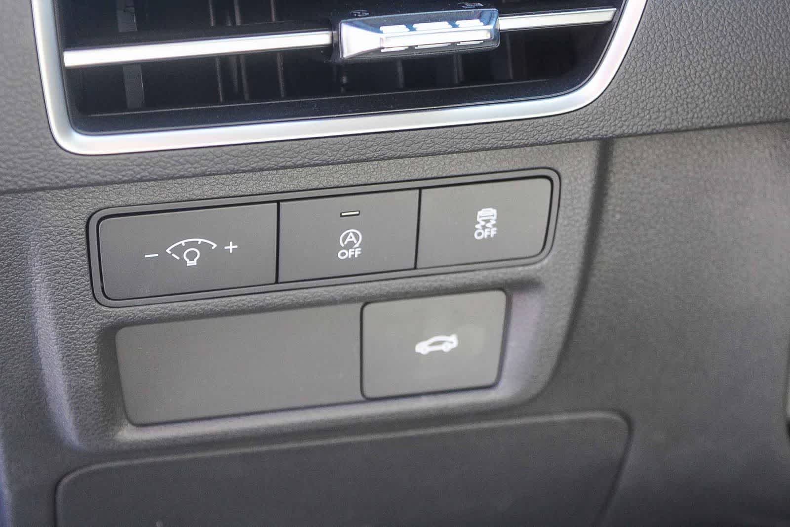 Thumbnail: 2025 Hyundai Sonata - 28