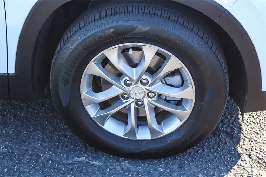 Thumbnail: 2019 Hyundai Santa Fe - 9