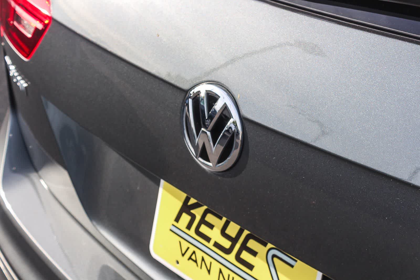 Thumbnail: 2019 Volkswagen Tiguan - 9