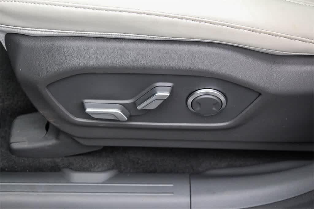 Thumbnail: 2026 Hyundai Santa Fe - 28