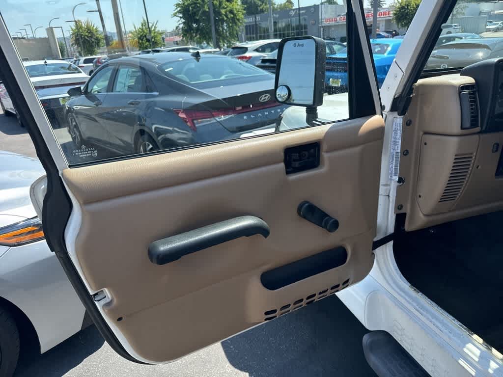 Thumbnail: 2002 Jeep Wrangler - 22