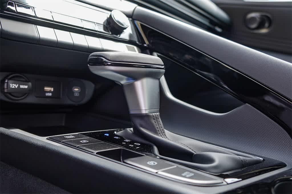 Thumbnail: 2025 Hyundai Elantra - 26