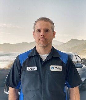 Staff member Shaun Chater from ID_a96c8a72e8ea