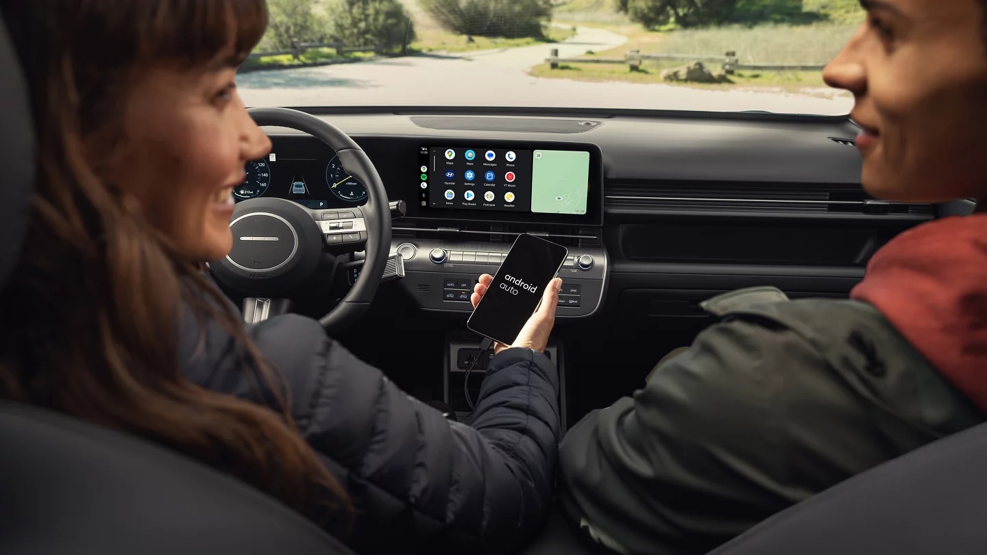 2024%20Hyundai%20Kona%20Cabin.png