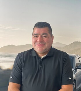 Staff member Raul Alvarado from ID_bb772303ea36