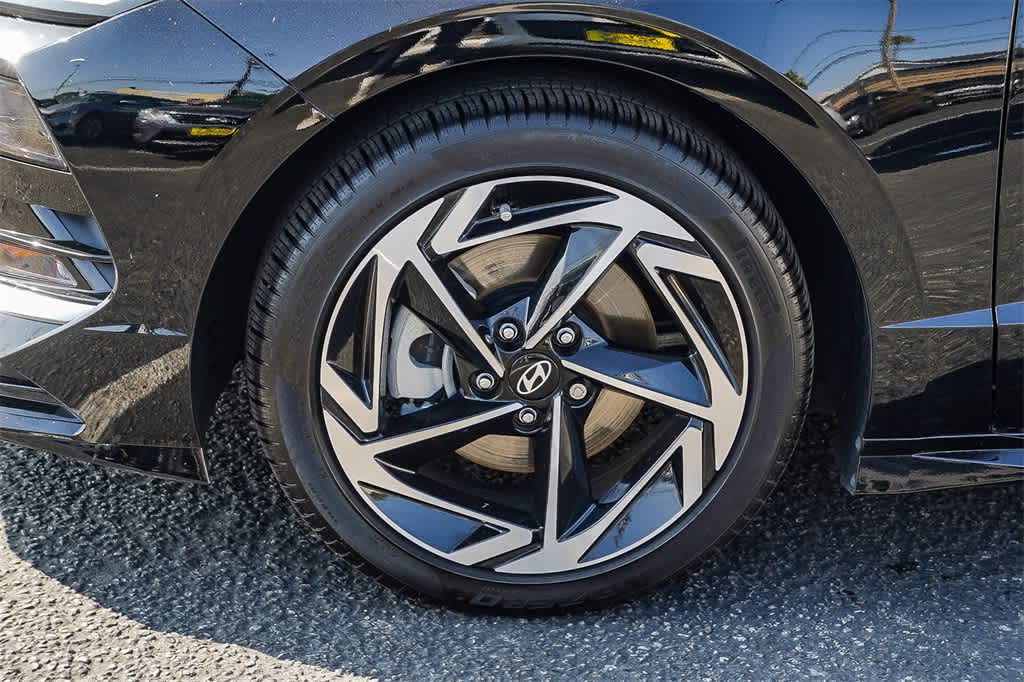 Thumbnail: 2024 Hyundai Sonata - 12