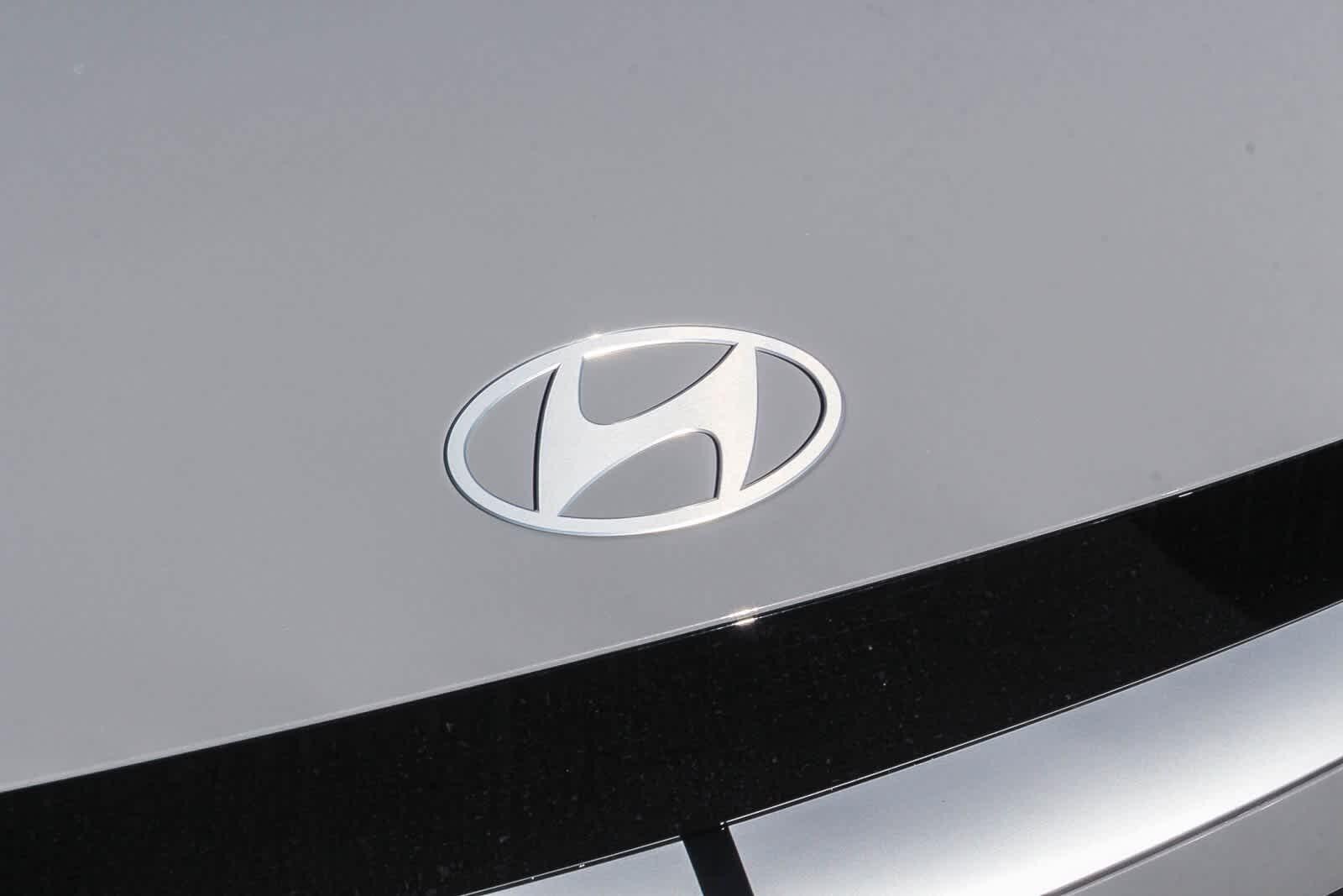 Thumbnail: 2026 Hyundai Ioniq 5 - 13