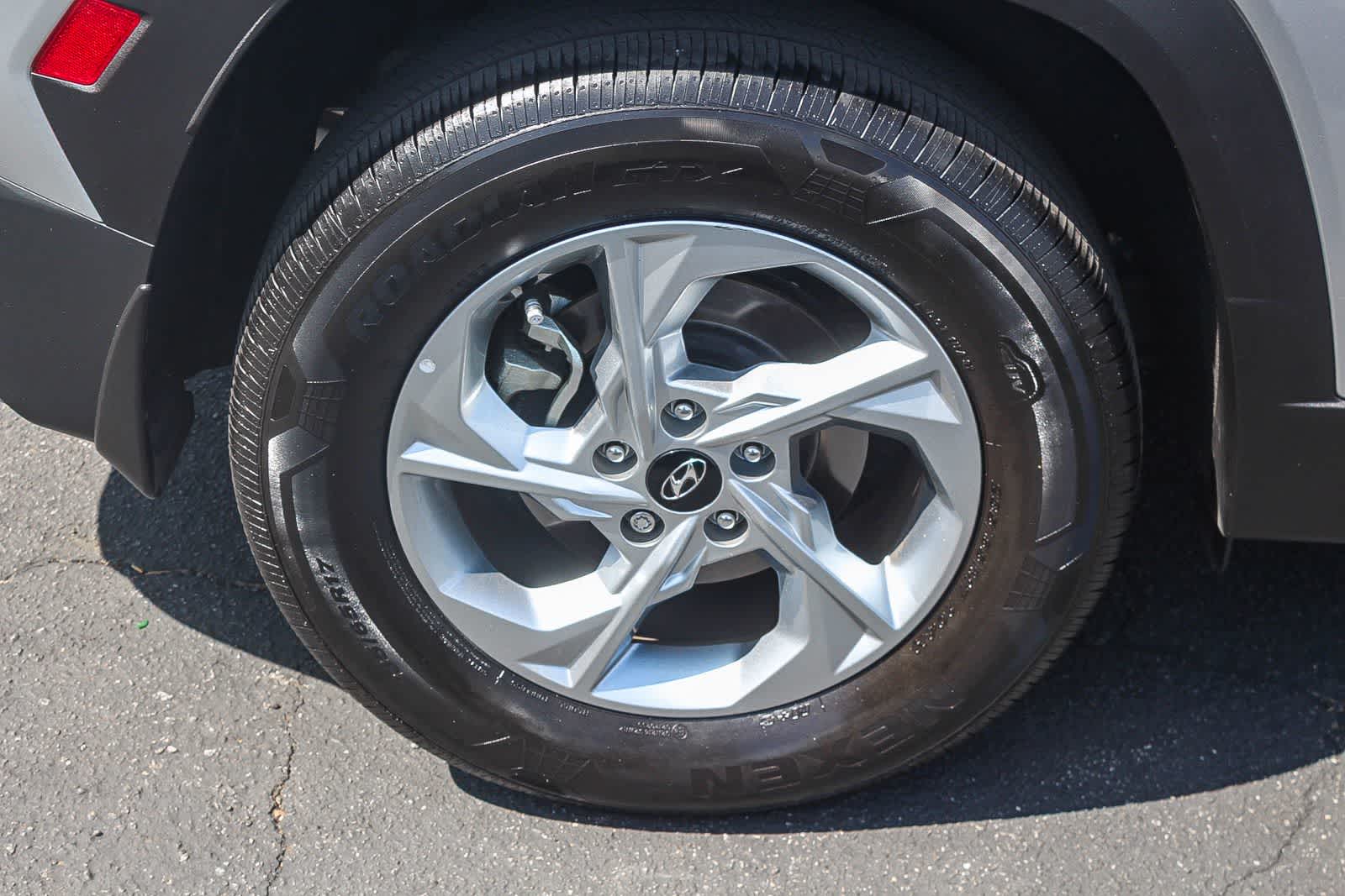 Thumbnail: 2023 Hyundai Tucson - 11