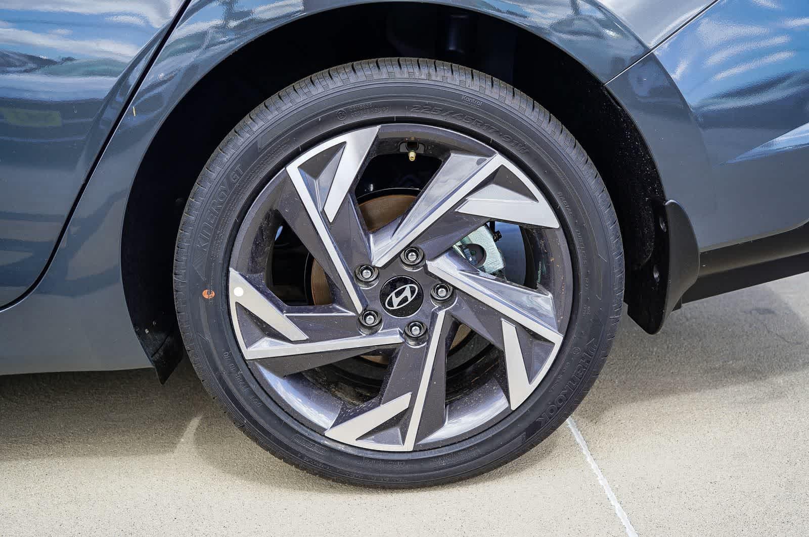 Thumbnail: 2026 Hyundai Elantra - 9