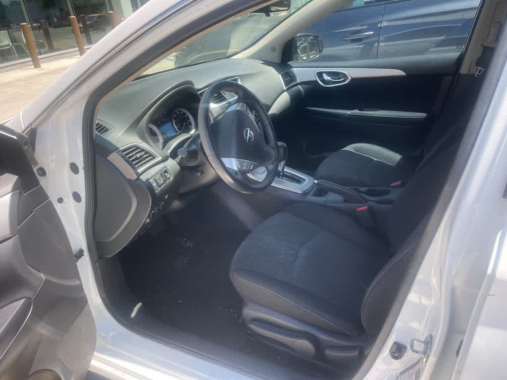 Thumbnail: 2015 Nissan Sentra - 6