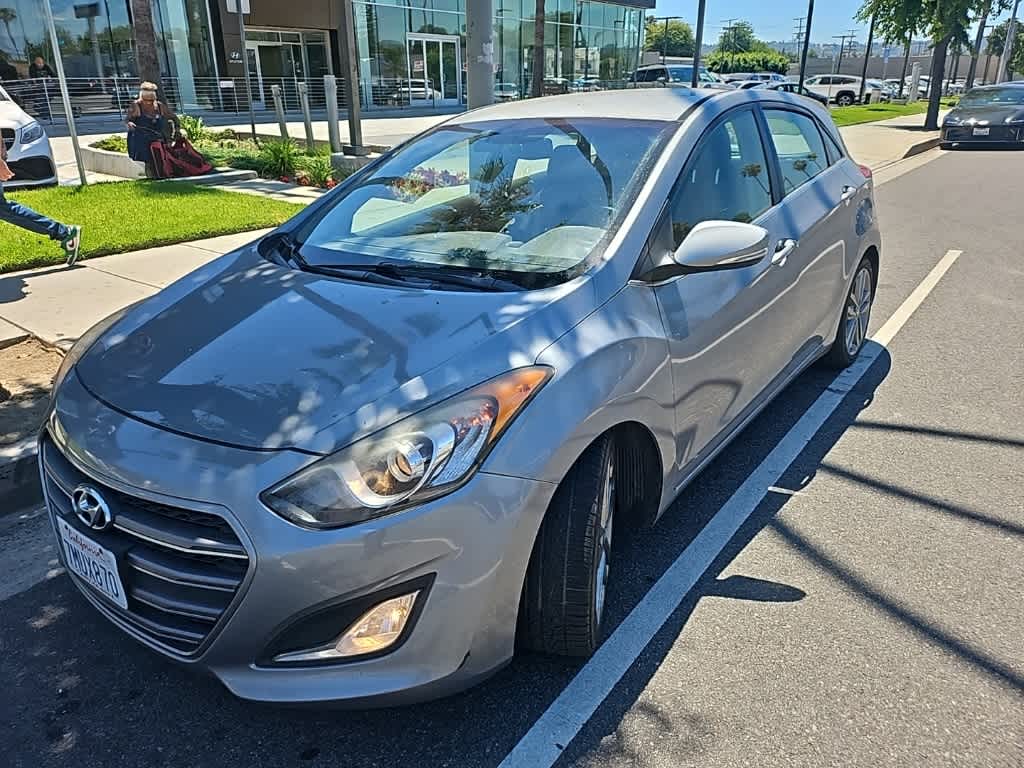 Thumbnail: 2016 Hyundai Elantra - 1