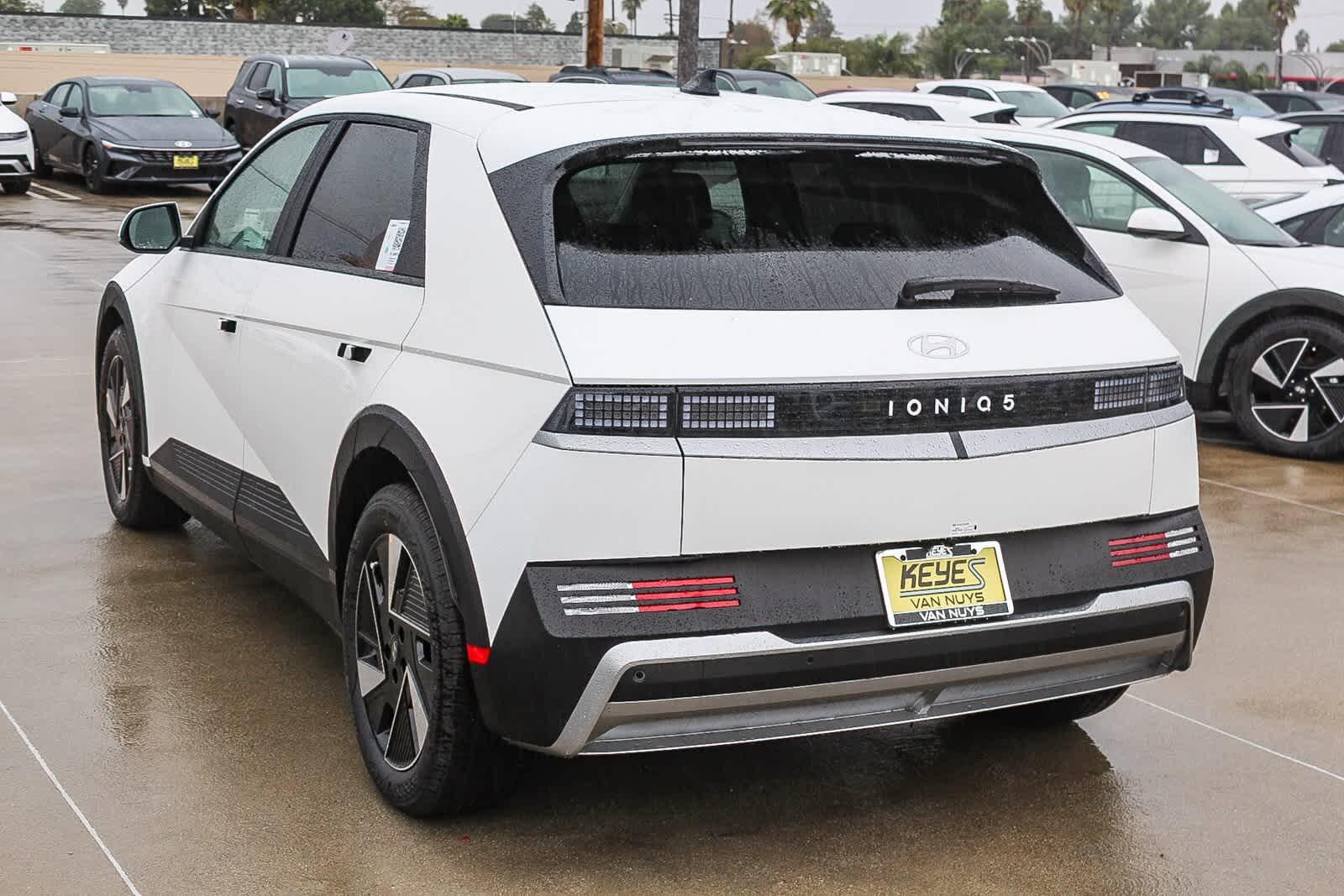 Thumbnail: 2026 Hyundai Ioniq 5 - 7