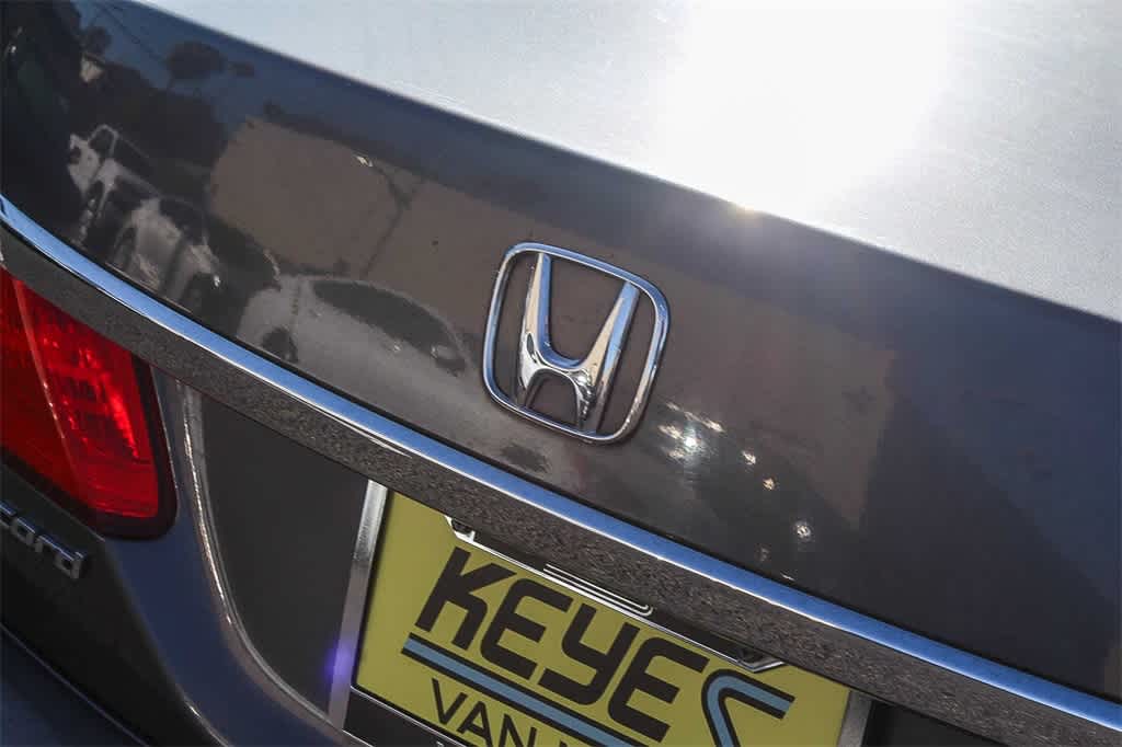 Thumbnail: 2013 Honda Accord - 11