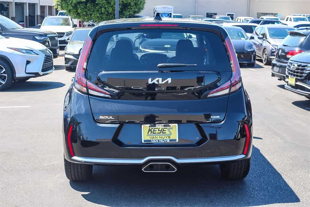 Thumbnail: 2023 Kia Soul - 5