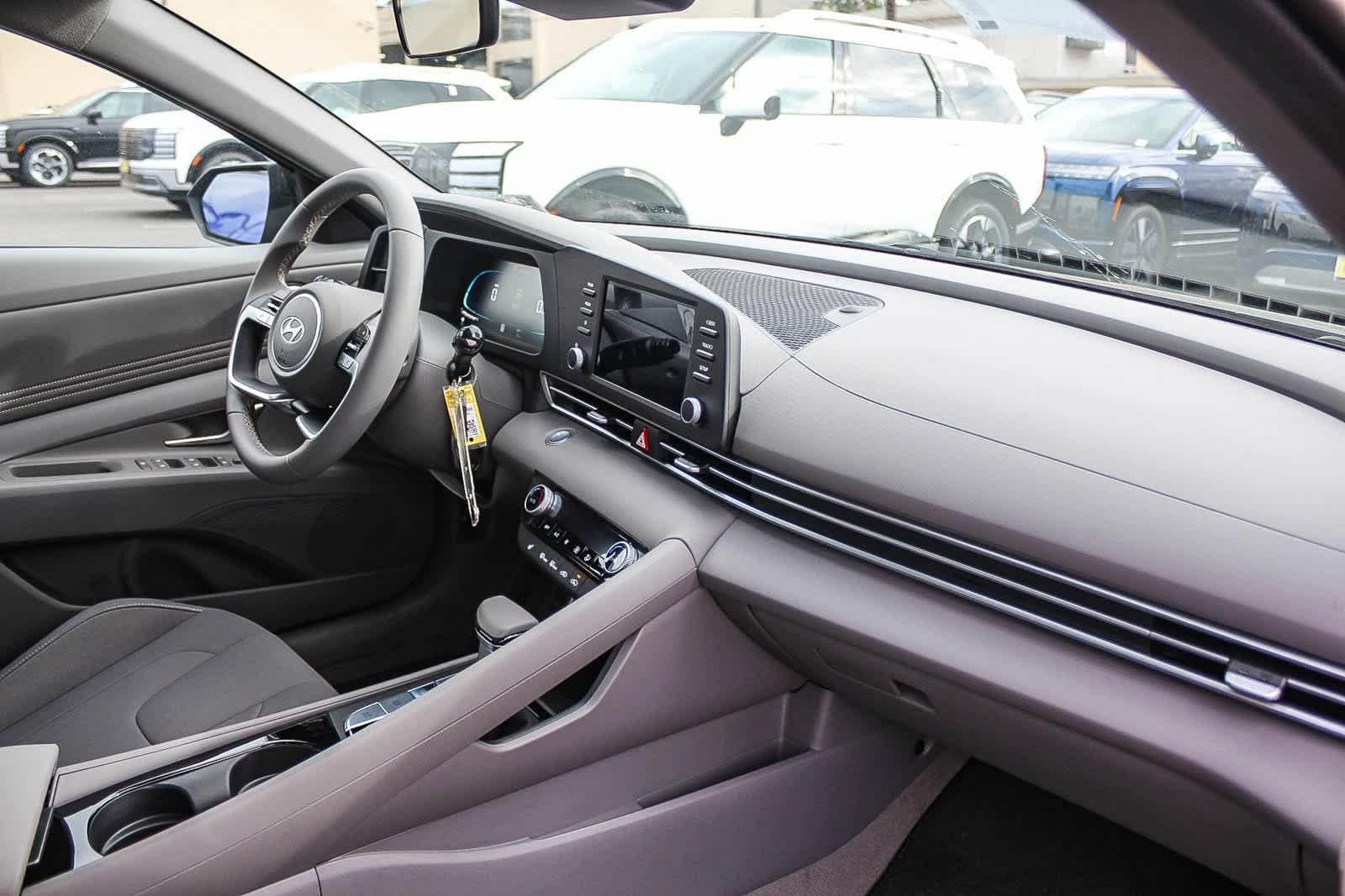 Thumbnail: 2026 Hyundai Elantra - 22