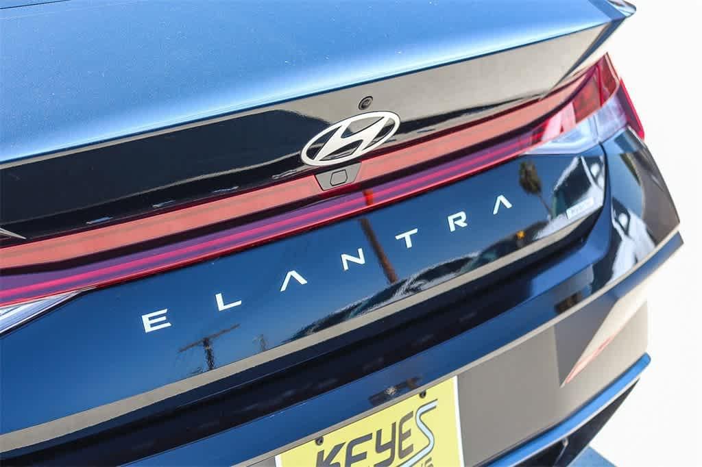 Thumbnail: 2025 Hyundai Elantra - 12