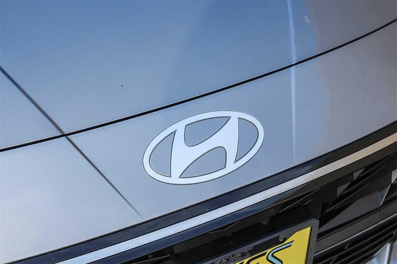 Thumbnail: 2026 Hyundai Elantra - 13