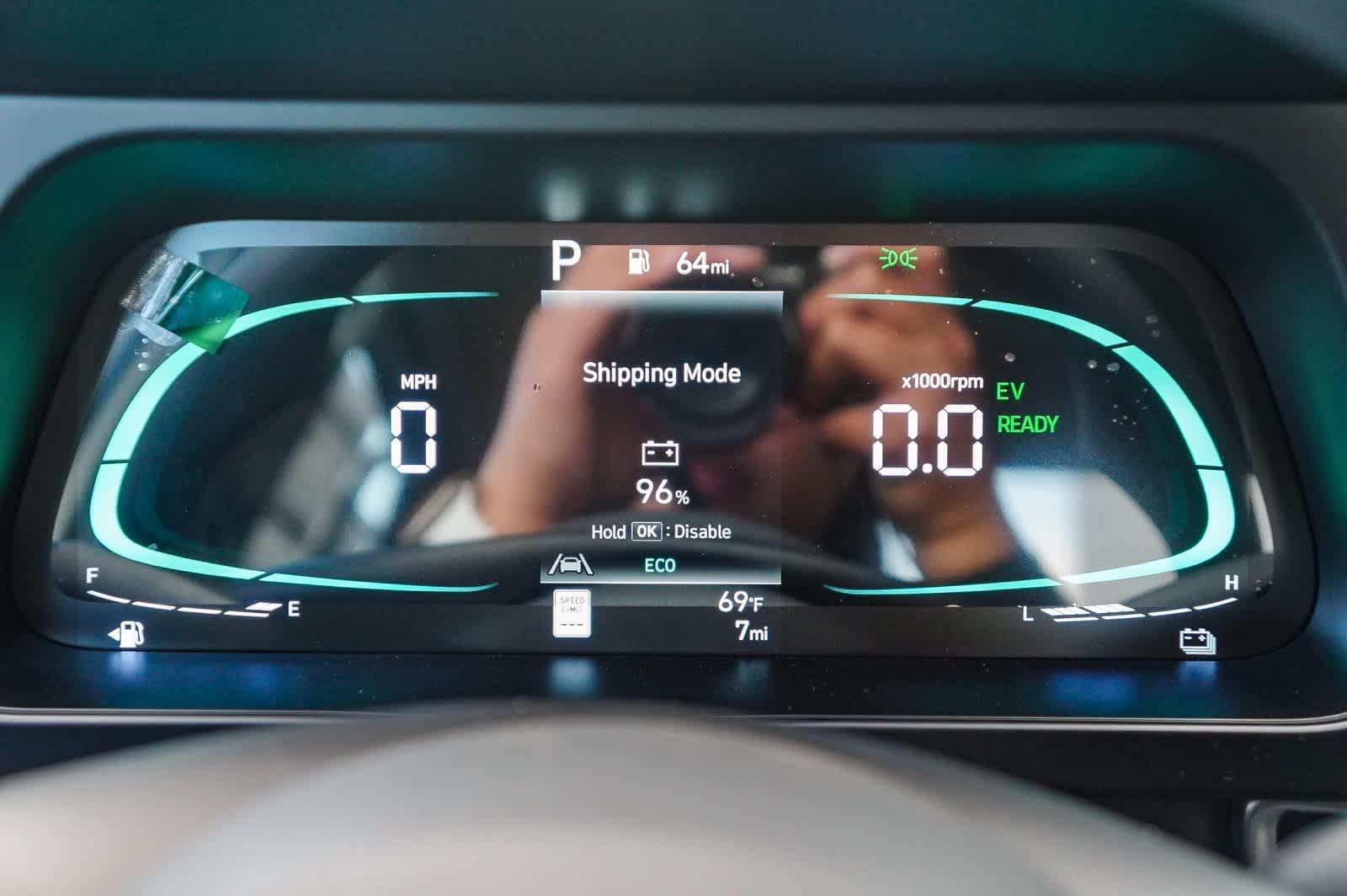 Thumbnail: 2025 Hyundai Elantra - 32