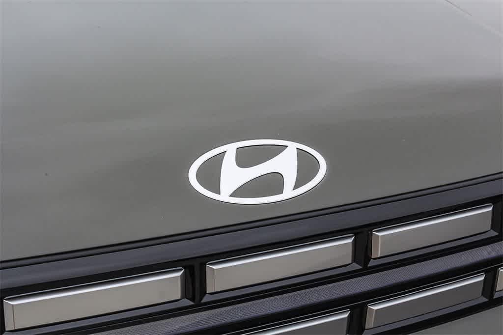 Thumbnail: 2025 Hyundai Santa Fe - 11