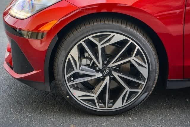 Thumbnail: 2025 Hyundai Ioniq 6 - 10