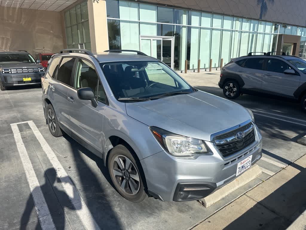 2017 Subaru Forester 2.5i 10