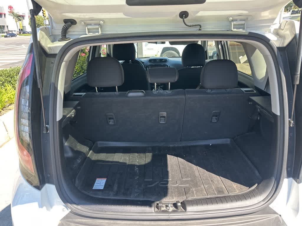 Thumbnail: 2015 Kia Soul - 16