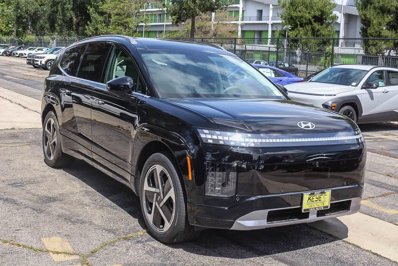 Thumbnail: 2026 Hyundai Ioniq - 3