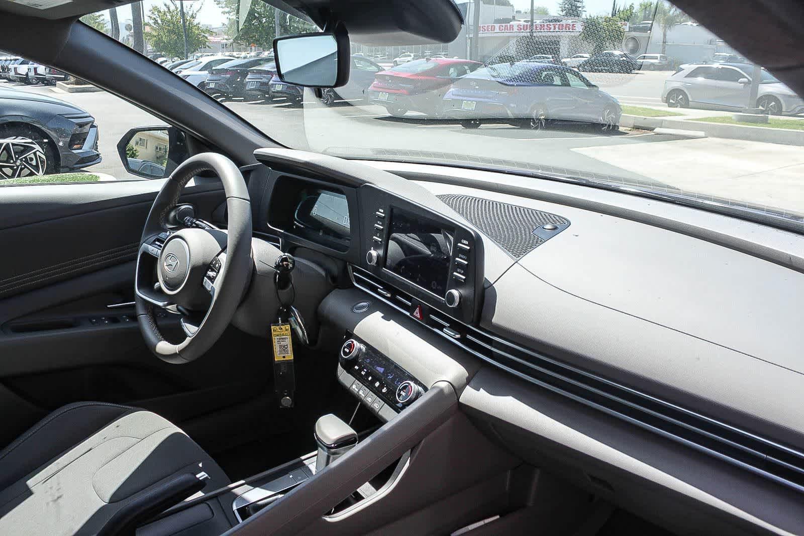Thumbnail: 2026 Hyundai Elantra - 21