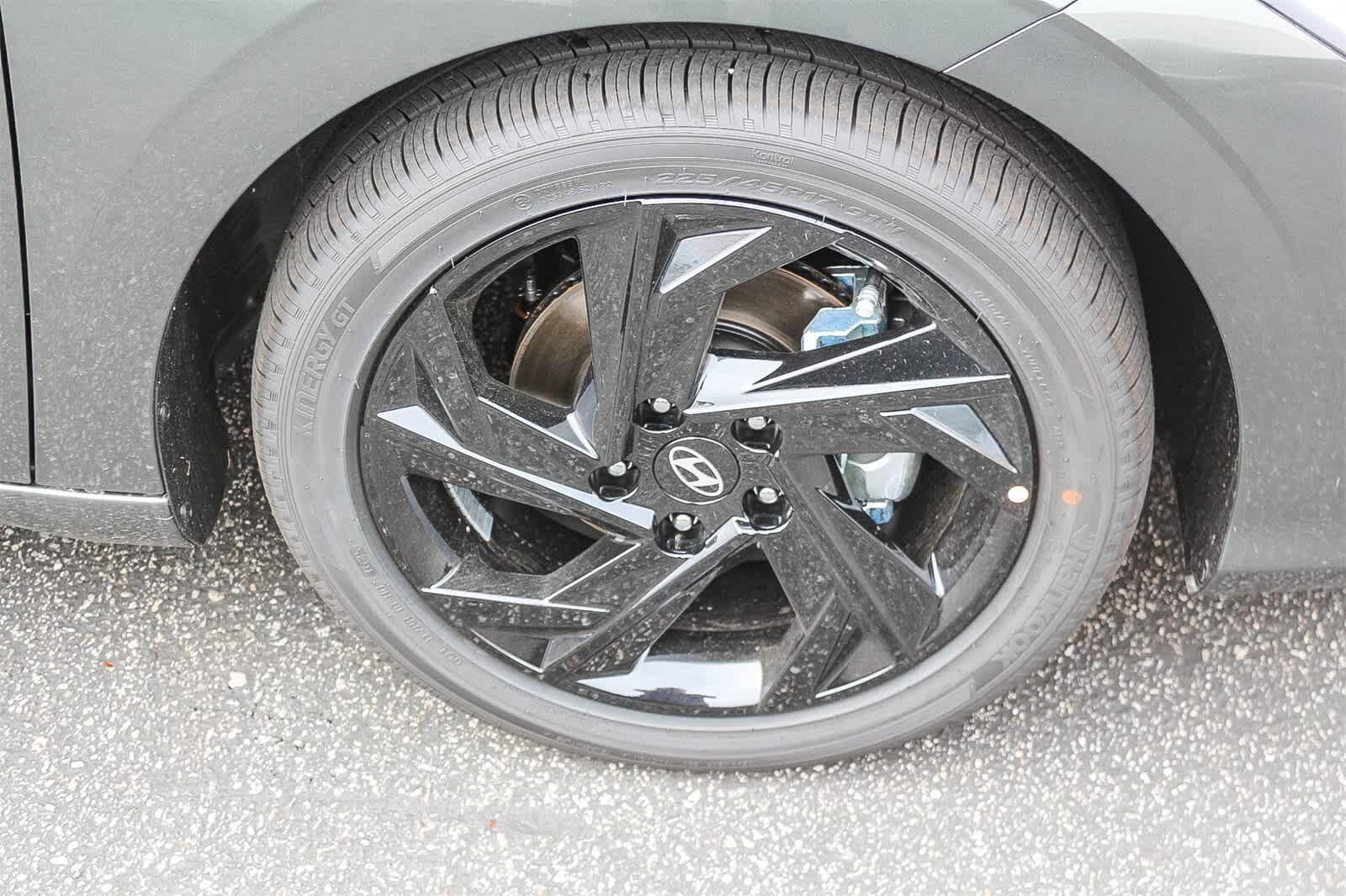 Thumbnail: 2026 Hyundai Elantra - 11