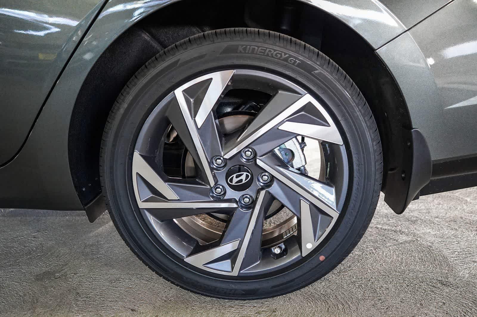 Thumbnail: 2026 Hyundai Elantra - 9