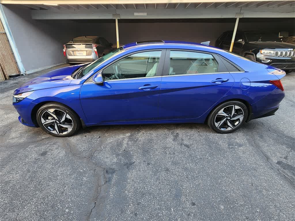 Thumbnail: 2023 Hyundai Elantra - 31