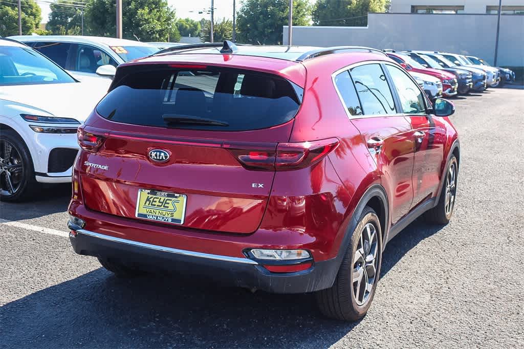 Thumbnail: 2022 Kia Sportage - 4