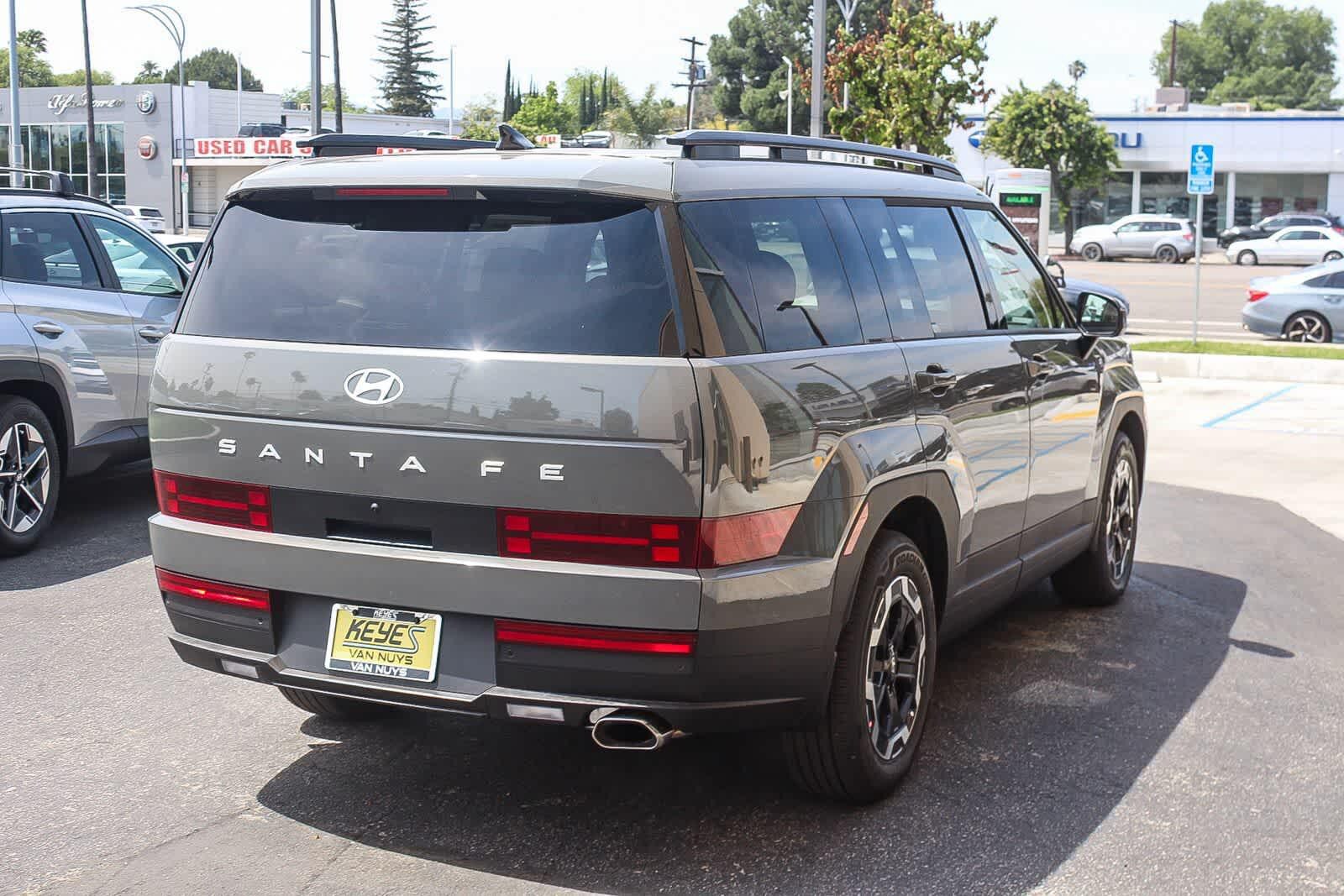 Thumbnail: 2026 Hyundai Santa Fe - 4