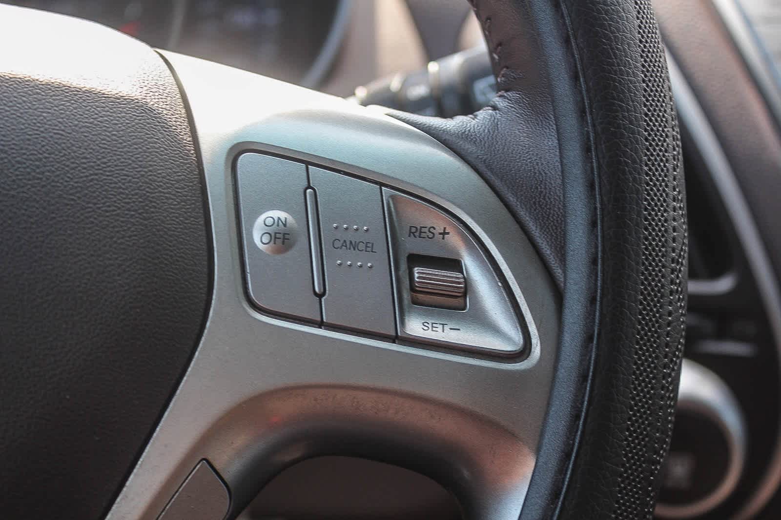 Thumbnail: 2012 Hyundai Tucson - 34