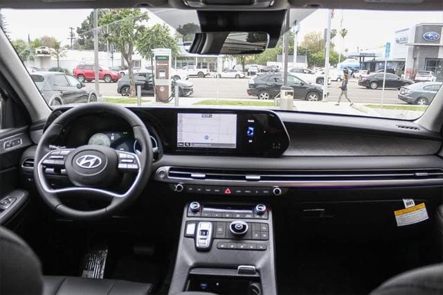 2025 Hyundai Palisade Limited 14