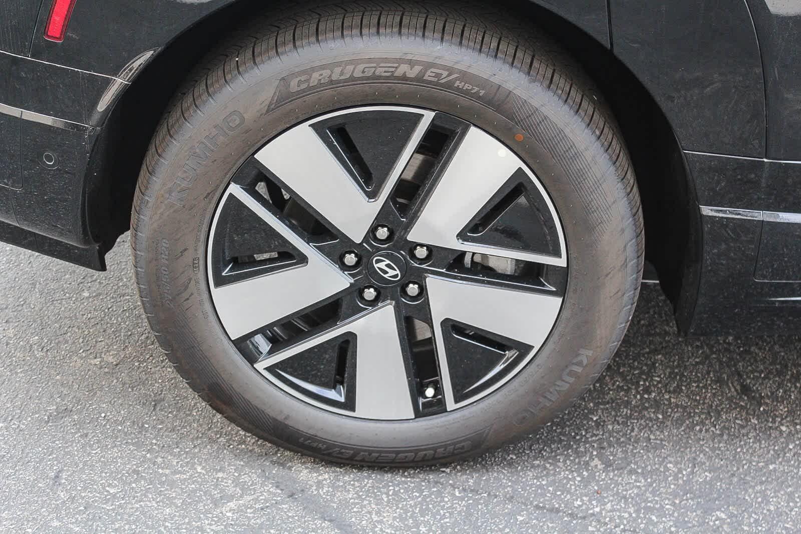 Thumbnail: 2026 Hyundai Ioniq - 9