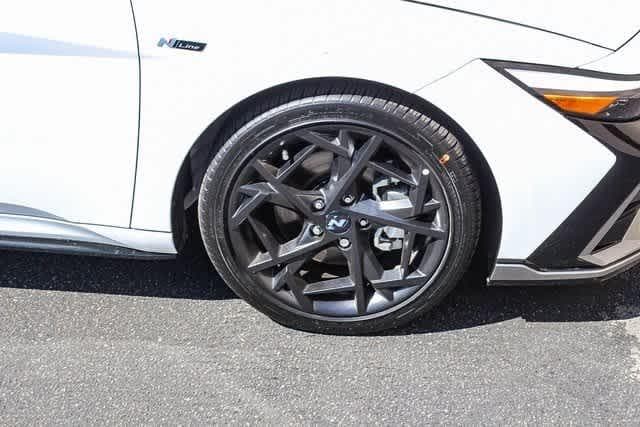 Thumbnail: 2025 Hyundai Elantra - 9