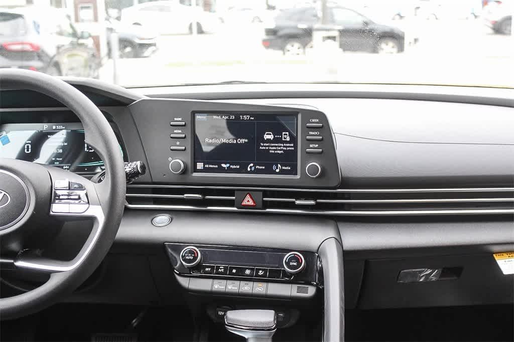 Thumbnail: 2025 Hyundai Elantra - 14