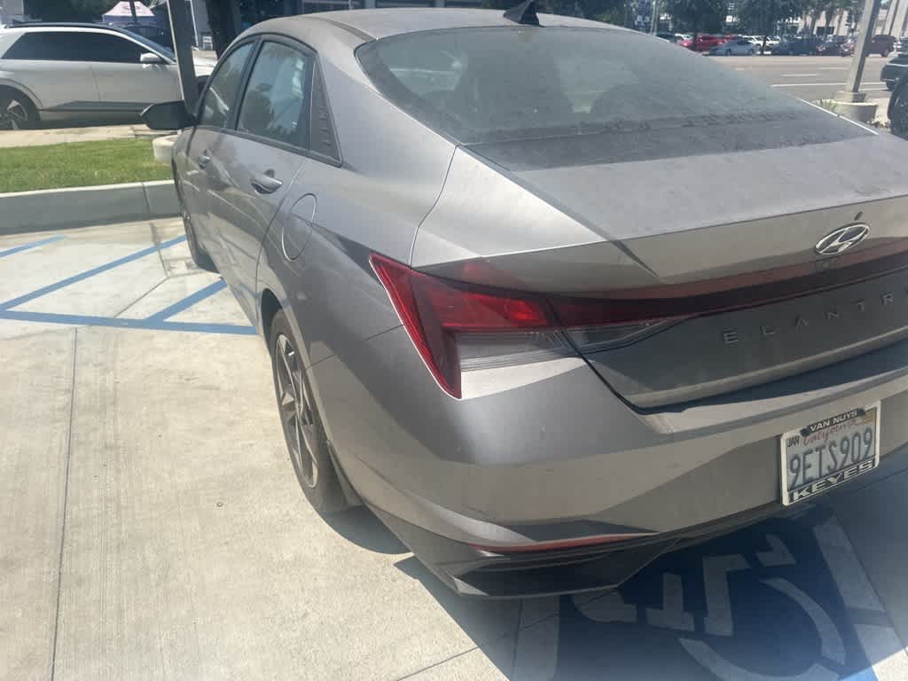 Thumbnail: 2023 Hyundai Elantra - 5