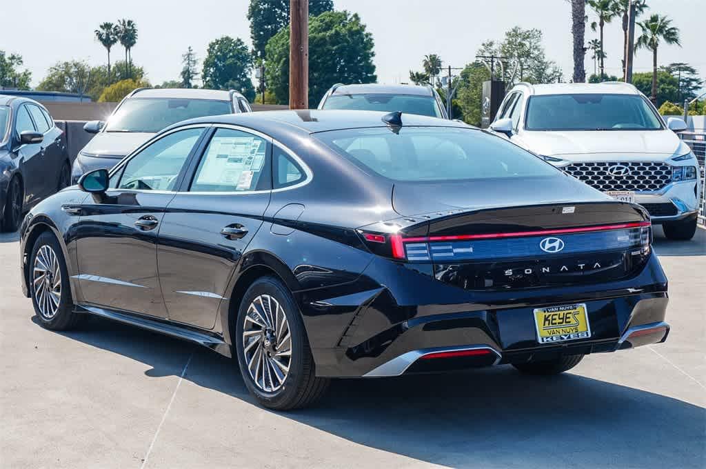 Thumbnail: 2025 Hyundai Sonata - 2