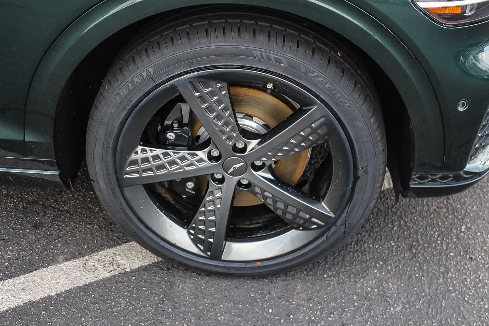 Thumbnail: 2023 Genesis GV70 - 11