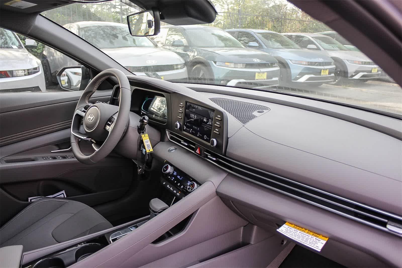 Thumbnail: 2026 Hyundai Elantra - 22