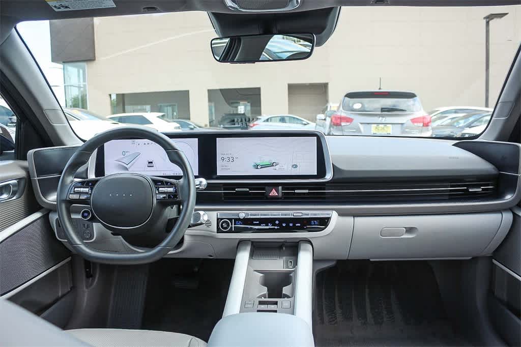 Thumbnail: 2023 Hyundai Ioniq 6 - 12