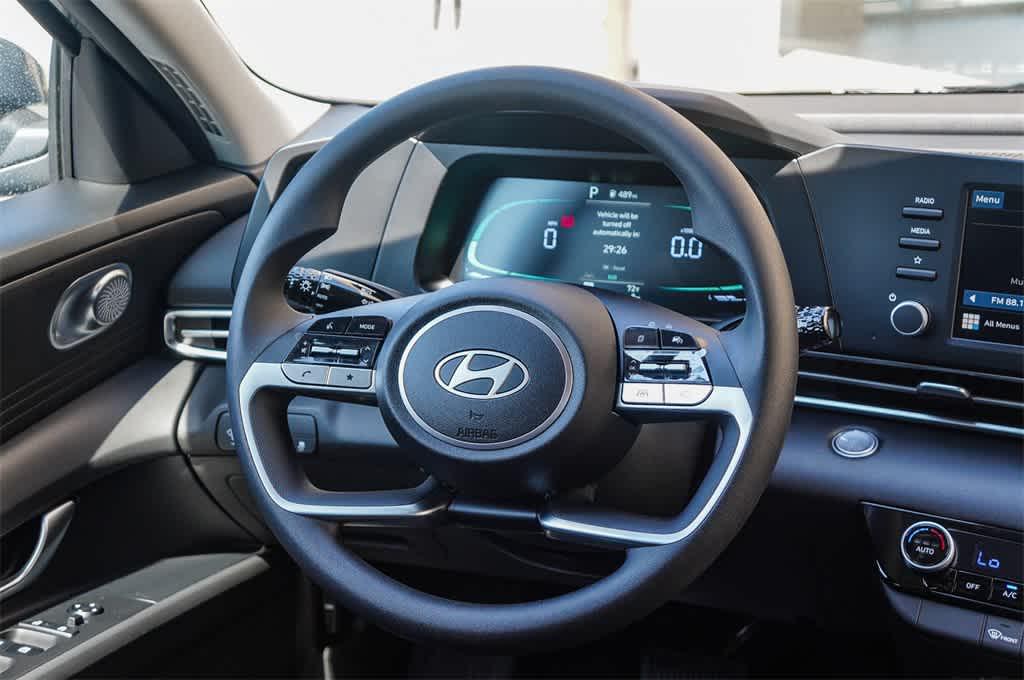 Thumbnail: 2025 Hyundai Elantra - 15