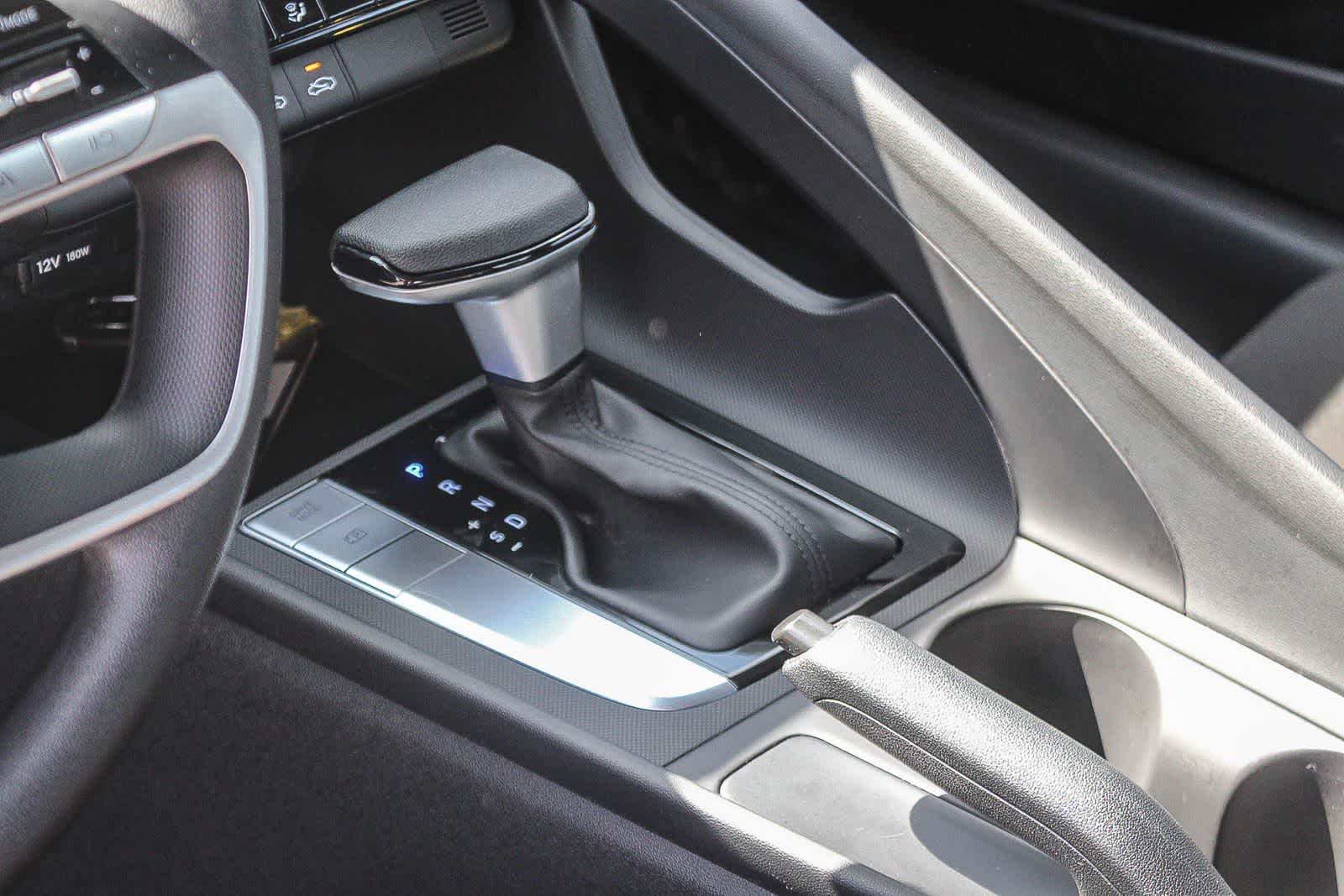 Thumbnail: 2023 Hyundai Elantra - 24